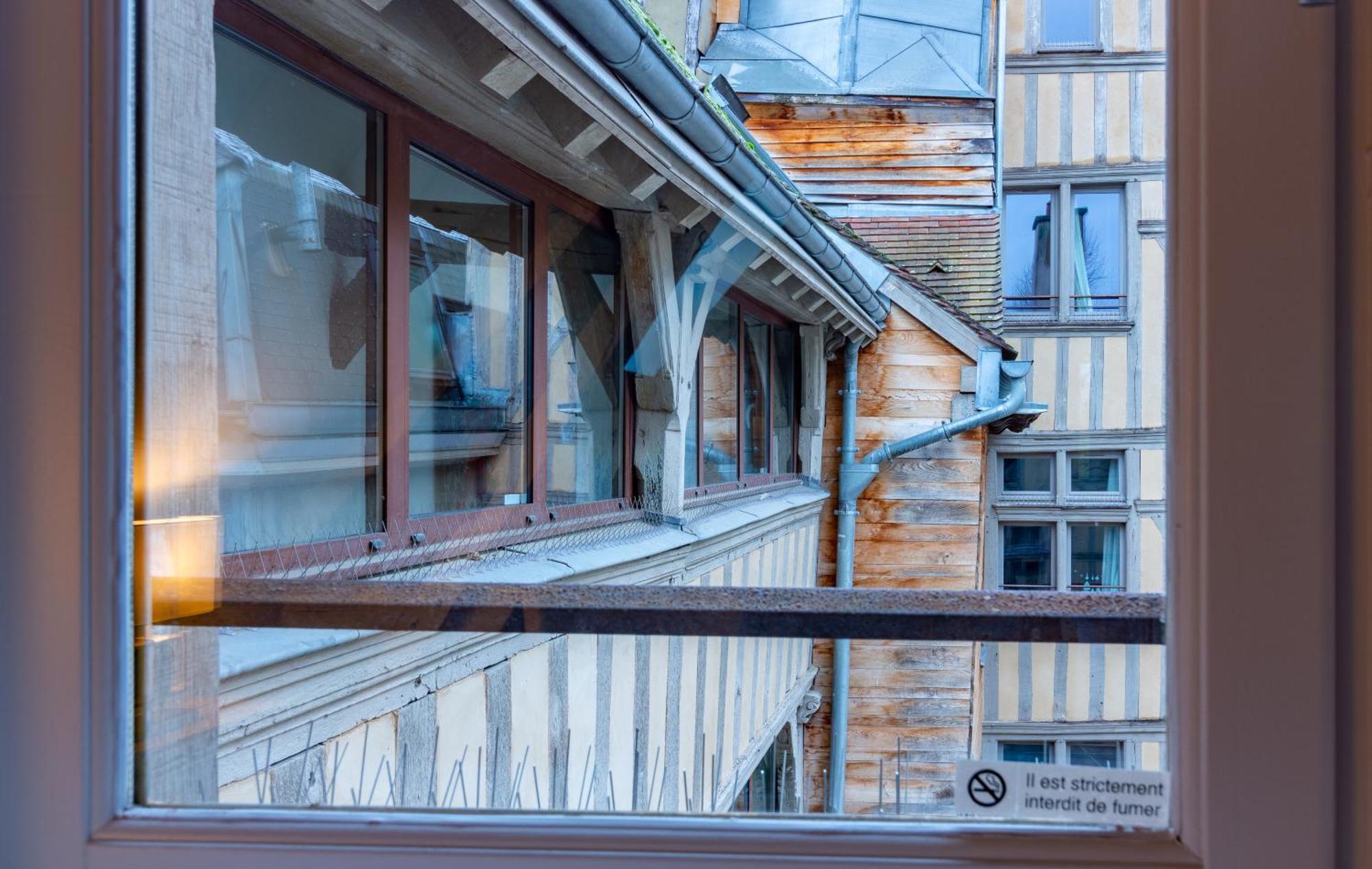 Le 13 Elegant Troyes Apartment Exterior photo